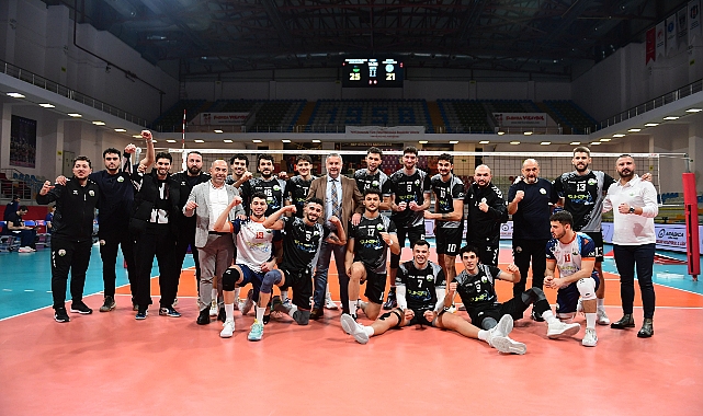 Osmangazi Belediyespor, Arkas Spor'u 3-0 Mağlup Etti