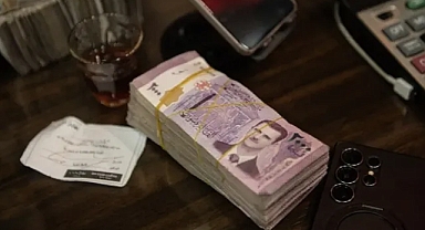 Suriye'de Paradan İki Sıfır Atıldı: Yeni Suriye Lirası Tedavülde