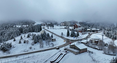 Uludağ'da Kar Kalınlığı 10 Santimetreye Ulaştı