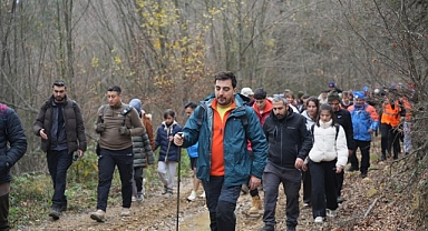 Yenişehir'de 12 Kilometrelik Doğa Yürüyüşü Doğaseverleri Buluşturdu