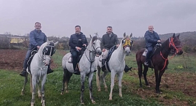 Yıldırım ve Yenişehir Belediye Başkanları Ata Binerek Stres Attı