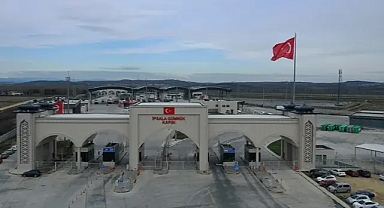 Yunanistan'daki Grev Nedeniyle İpsala ve Kipi Gümrük Kapılarında Tır İşlemleri Durduruldu