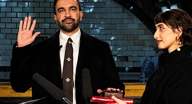 ABD’de Tarihi Yemin: Zohran Mamdani Kur’an-ı Kerim’e El Basarak Göreve Başlayacak