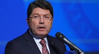 Adalet Bakanı Yılmaz Tunç: Türk Bayrağına Yönelik Saldırıda 14 Kişi Gözaltına Alındı