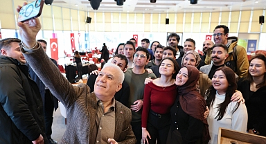 Başkan Bozbey gençlerle bir araya geldi: “Gençlerin vizyonu yol haritamız