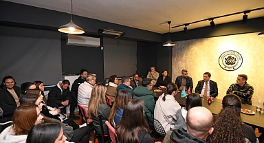 Başkan Erkan Aydın’dan Rumeli Halk Danslarına Destek