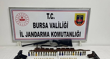 İznik’te Jandarmadan Silah Operasyonu: Evden Tabanca ve Av Tüfeği Çıktı