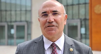 Mahmut Tanal'ın Atatürk Paylaşımı Sosyal Medyada Linç Edildi