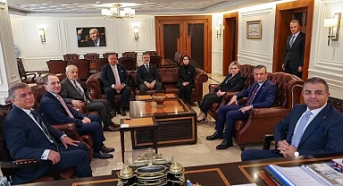 Özgür Özel, Fatih Erbakan’ı Ziyaret Etti