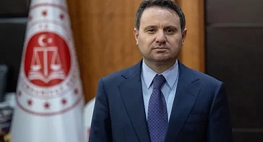 Adalet Bakanı Akın Gürlek’ten Devlet Bahçeli’ye TBMM’de Ziyaret