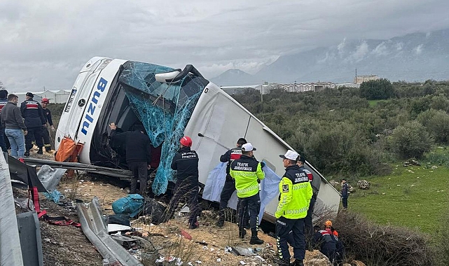 Antalya’da yolcu otobüsü devrildi: 8 ölü, 26 yaralı