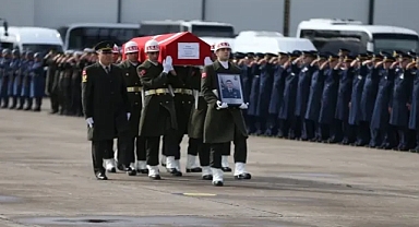 Balıkesir’de şehit pilot için tören: İbrahim Bolat son yolculuğuna uğurlandı