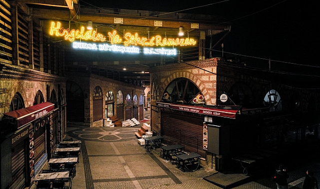 Bursa'da Ramazan Işıkları Kentin Dört Bir Yanını Aydınlattı