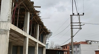 Bursa İnegöl'de Elektrik Akımına Kapılan İşçi 2'nci Kattan Düştü