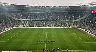 Bursaspor’dan gövde gösterisi: Adanaspor’u 6-0 mağlup etti