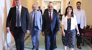 DEM Parti Heyeti İmralı Adası'na Gitti