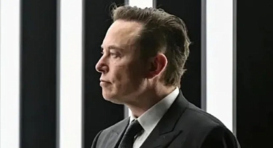 Elon Musk, Jeffrey Epstein Dosyalarında Gerçeği Söyleyenlerin Savunma Masraflarını Üstlenecek