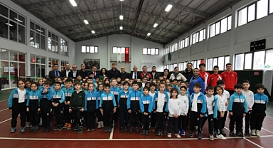 Ertuğrul Sağlam, Osmangazi Genç Tenisçilerle Buluştu