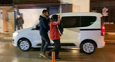 İnegöl’de Havaya Ateş Açan Genç Polis Tarafından Yakalandı