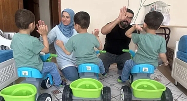 İpek Çifti Üçüzleri Evlat Edindi: 