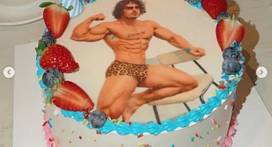 Nilperi Şahinkaya 37 Yaş Kutlaması ve O Pasta Sosyal Medyayı Salladı