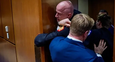 ABD Kongresi’nde İran Protestosu: Brian McGinnis’in Kolu Polis Müdahalesinde Kırıldı