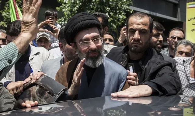 Ali Hamaney’in Ölümünün Ardından İran’da Yeni Dini Lider Tartışması