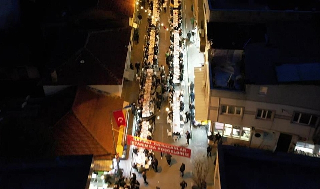 Bursa’da 4 Bin 500 Kişilik Cadde İftarı