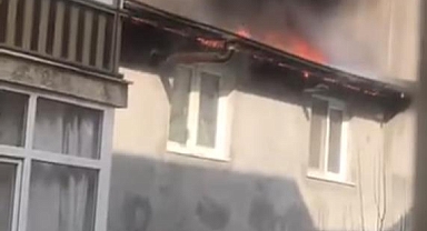 Bursa Gürsu'da Çatı Katında Yangın Paniğe Neden Oldu