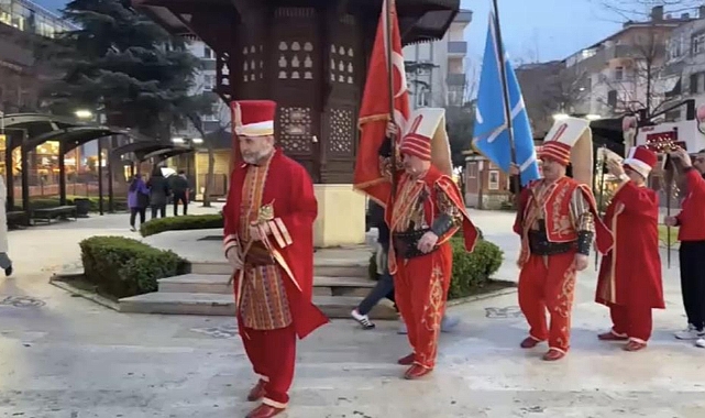 Bursa Vatan Sevdaları Platformu’ndan İftarda Mehter Takımı Sürprizi