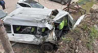 Freni Bozulan Kamyon Kontrolden Çıktı