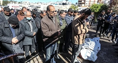 Gazze Şeridi'nde İsrail Saldırıları Devam Ediyor