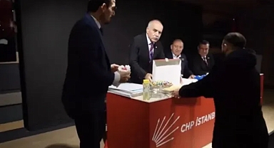 Gürsel Tekin'den Baklava Kutusu Yorumu