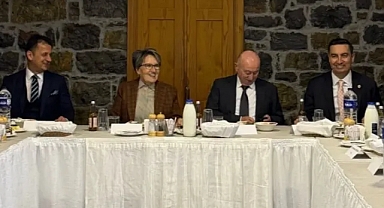 İftar programına katıldı