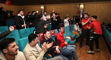 Osmangazi’de Dev Ekranda Milli Zafer Coşkusu