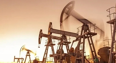 Petrol Aldı Başını Gidiyor: Brent Petrol 102,60 Dolar Oldu