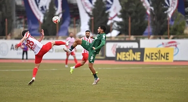 Taraftar Stada Giremedi Ama Bursaspor'u Yalnız Bırakmadı