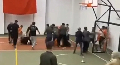 Aladağ’da Voleybol Turnuvasında Kavga: 6 Öğretmen Hastaneye Kaldırıldı