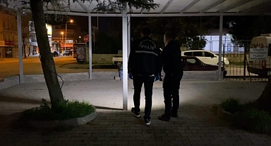 Aşk üçgeni bıçaklı kavgaya dönüştü