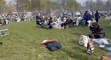 Berlin’de Göçmen Yoğunluğu ve Parkta Mangal Görüntüleri Gündem Oldu