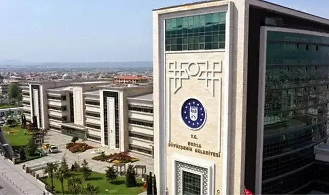 Bursa'da Deprem Etkisi! Başkan Gitti, Kasaya Fren: Tüm Ödemeler Durduruldu