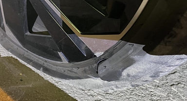 Bursa Sıcaksu’da facia kıl payı atlatıldı: Üst geçit demiri yola düştü