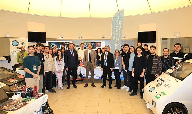 Bursa Uludağ Üniversitesi Teknoloji Fuarında Öğrencilerden Yoğun İlgi