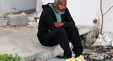 Felç Geçiren Kamyon Şoförü Sokakta Yaşıyor