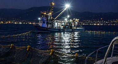 Gemlik Körfezi’nde Sardalya Avcılığı Yoğunlaştı: Denizciler İçin Güvenlik Uyarısı