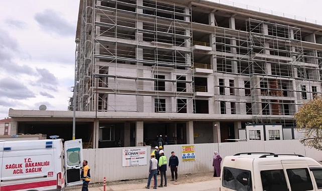 İnegöl'de İnşaat İşçisi 2. Kattan Düşerek Yaralandı