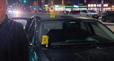 İnegöl’de Yorgun Mermi Paniği: Seyir Halindeki Araca İsabet Etti