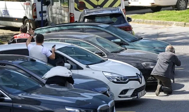 İstanbul'da Polisler Hedef Alındı: Siyasilerden Tepkiler