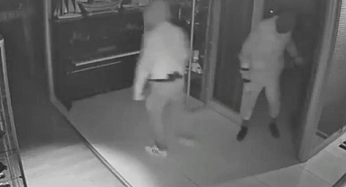 Maskeli beşler girdikleri işletmelerde çelik kasaları böyle patlattı