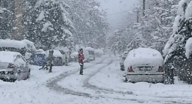 Nisan Ayında Kış Geri Dönüyor: Çarşamba Gece Kar Yağışı Bekleniyor
